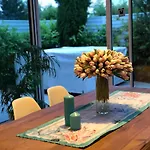 Dvojac House With Jacuzzi And Grill 度假居