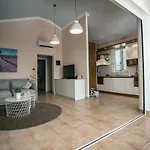 Dvojac House With Jacuzzi And Grill *