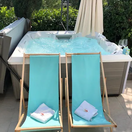 Dvojac House With Jacuzzi And Grill Holiday home