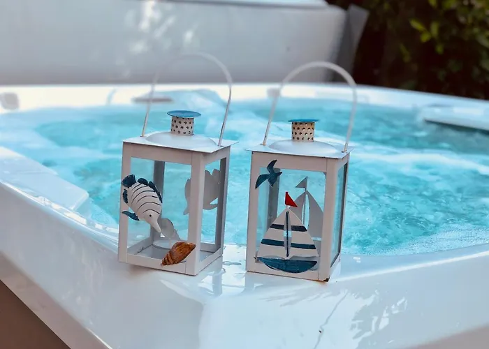 بيت للعطل Dvojac House With Jacuzzi And Grill جادرانوفو