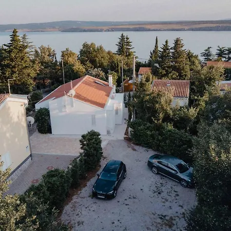 Semesterbostad Dvojac House With Jacuzzi And Grill Jadranovo