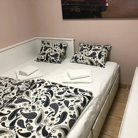 度假居 Dvojac House With Jacuzzi And Grill