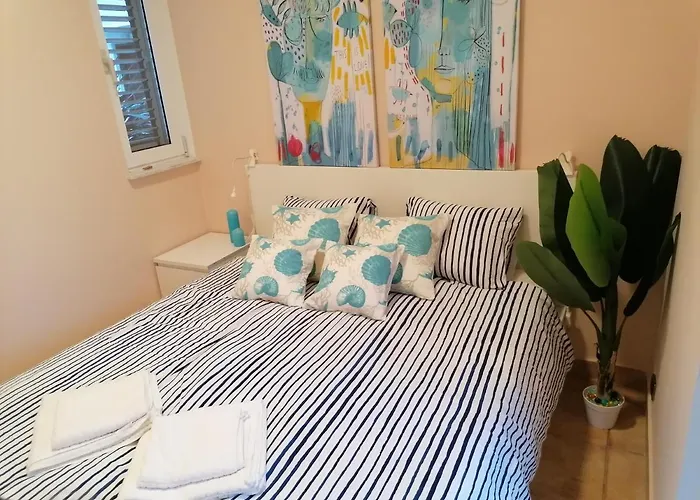 Dvojac House With Jacuzzi And Grill 度假居 *