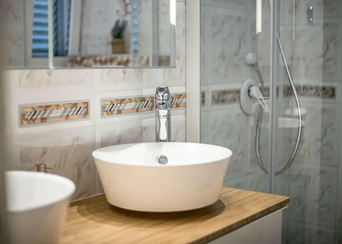 Dvojac House With Jacuzzi And Grill